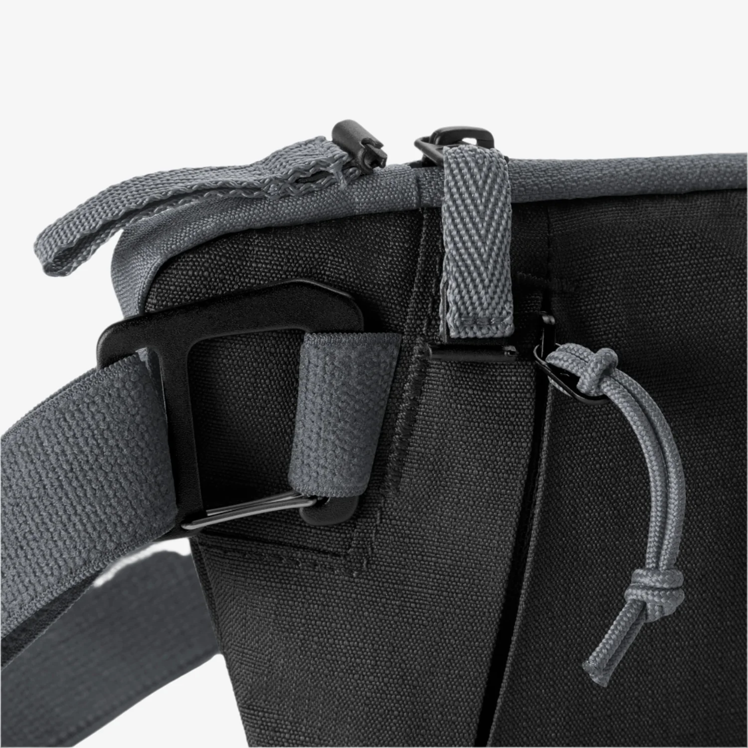 Eagle Creek RFID Cross Body Bag - Image 4
