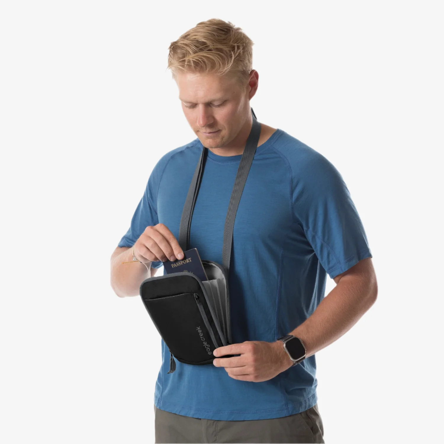 Eagle Creek RFID Cross Body Bag - Image 7